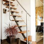 Лестницы в интерьере загородных и частных домов: 21 дизайнерская идея