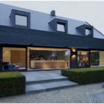 Стильный черный дом из голландии