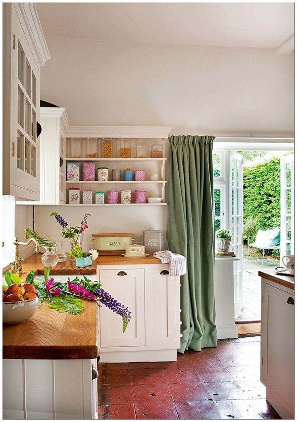 фото маленьких кухонь