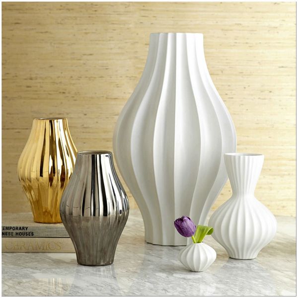 modern-unique-style-interior-design-home-decoration-giant-vase-premium-material-high-quality-white-silver-gold-combination-sweet