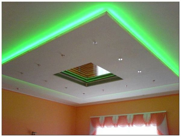 Подвесной потолок из гипсокартона с подсветкой