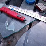 Как отрезать стекло без стеклореза способы, нюансы, инструменты