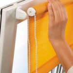 Какие выбрать рулонные шторы на пластиковые окна и замерять