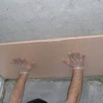 Как лучше выполнить отделку потолка на балконе