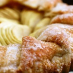Яблочный пирог с сахарной глазурью рецепт с фото