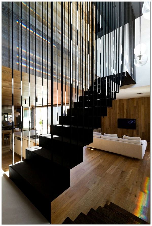 Inventive-staircase-design-that-is-visually-airy