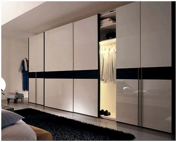 built-in-wardrobes-bedroom-sliding-door-cupboard-designs-bedroom-wardrobe-door-designs-india-1024x819
