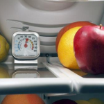 Как правильно регулировать температуру в холодильнике