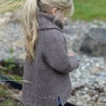 Вяжем детский пуловер для девочки спицами схемы, этапы вязания пошагово