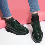 С чем носить женские зеленые ботинки стиль, модель, ситуация, цветовые сочетания
