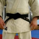 Как завязывать пояс на кимоно, рукопашный бой два пошаговых способа, полезные советы