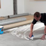 Клей для линолеума на бетонный пол – советы по выбору