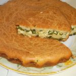 Рецепт заливного пирога с яйцом и зеленым луком