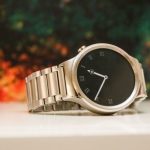 Обзор плюсов и минусов умных часов Huawei Watch Genuine Leather Strap