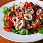 Салат с кальмаром и овощами рецепт