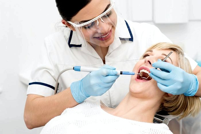 Как выбрать стоматолога: советы и рекомендации