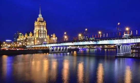 Прогулки вдоль Москвы-реки: знакомство с красотой российской столицы