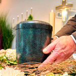 Кремация в Индии: древняя традиция, символ духовного пути